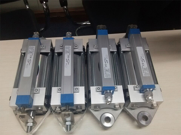 涂布機(jī)、凹印機(jī)的張力控制